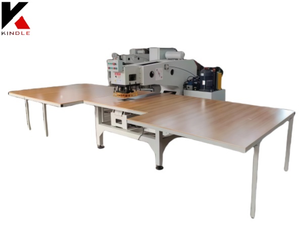 Intelligent Fully Automatic Veneer Patching Machine