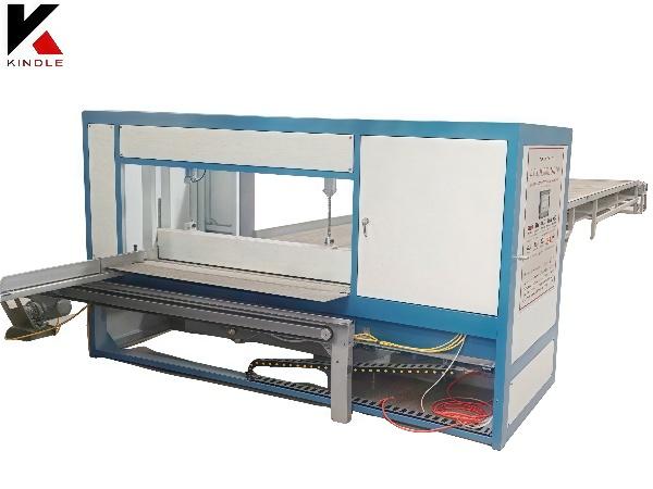 Automated Plywood Panel Veneer Layup Line Glue Lay Out Cutting and Stacking for Improved Efficiency