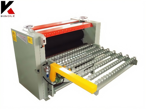 High Efficiency Automatic Normal Glue Applying Machine With Conveyor For Plywood making factory