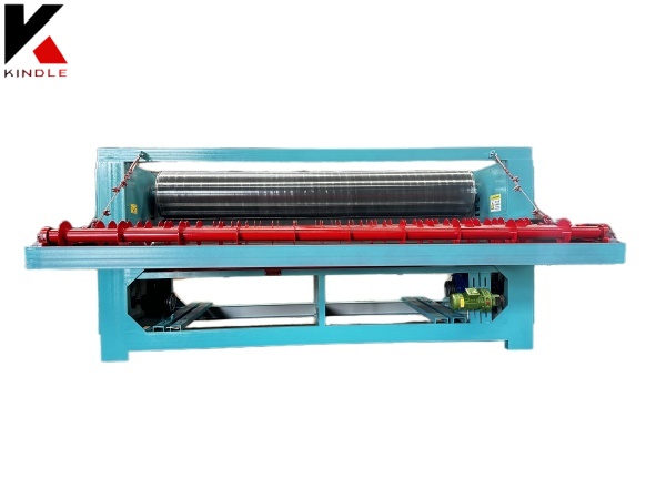 High Efficiency Automatic Normal Glue Applying Machine With Conveyor For Plywood making factory
