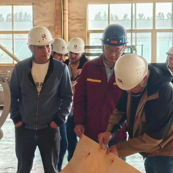 Brazilian Clients Visit Kindle Factory