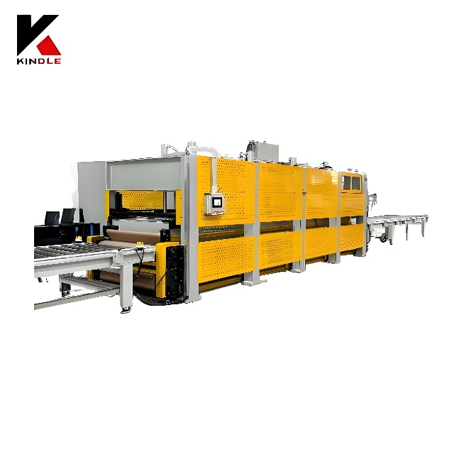 Long Conveying Belt Laminating Press Machine For Plywood