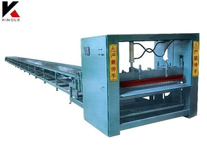 Automated Plywood Panel Veneer Layup Line Glue Lay Out Cutting and Stacking for Improved Efficiency