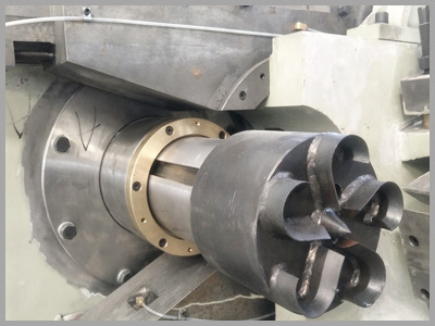 spindle peeling lathe clamp head
