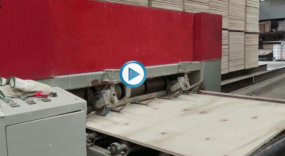 4 feet plywood putty line